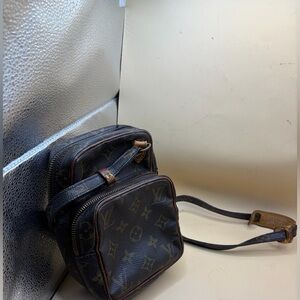 LV MONO AMAZONE Louis Vuitton  small crossbody bag